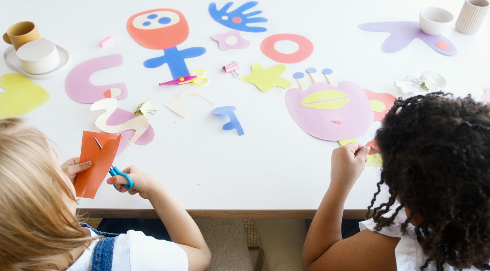 Teaching Children About Colours Through Play and Crafts